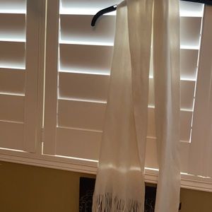 Ivory scarf